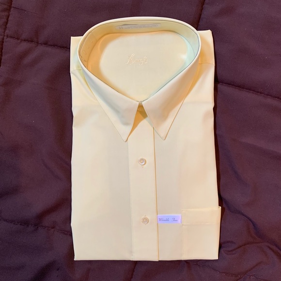 Foxcroft Tops - Foxcroft Button Front in Buttercup size 18 L/S